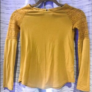 Old Navy Long Sleeved Shirt (girls)